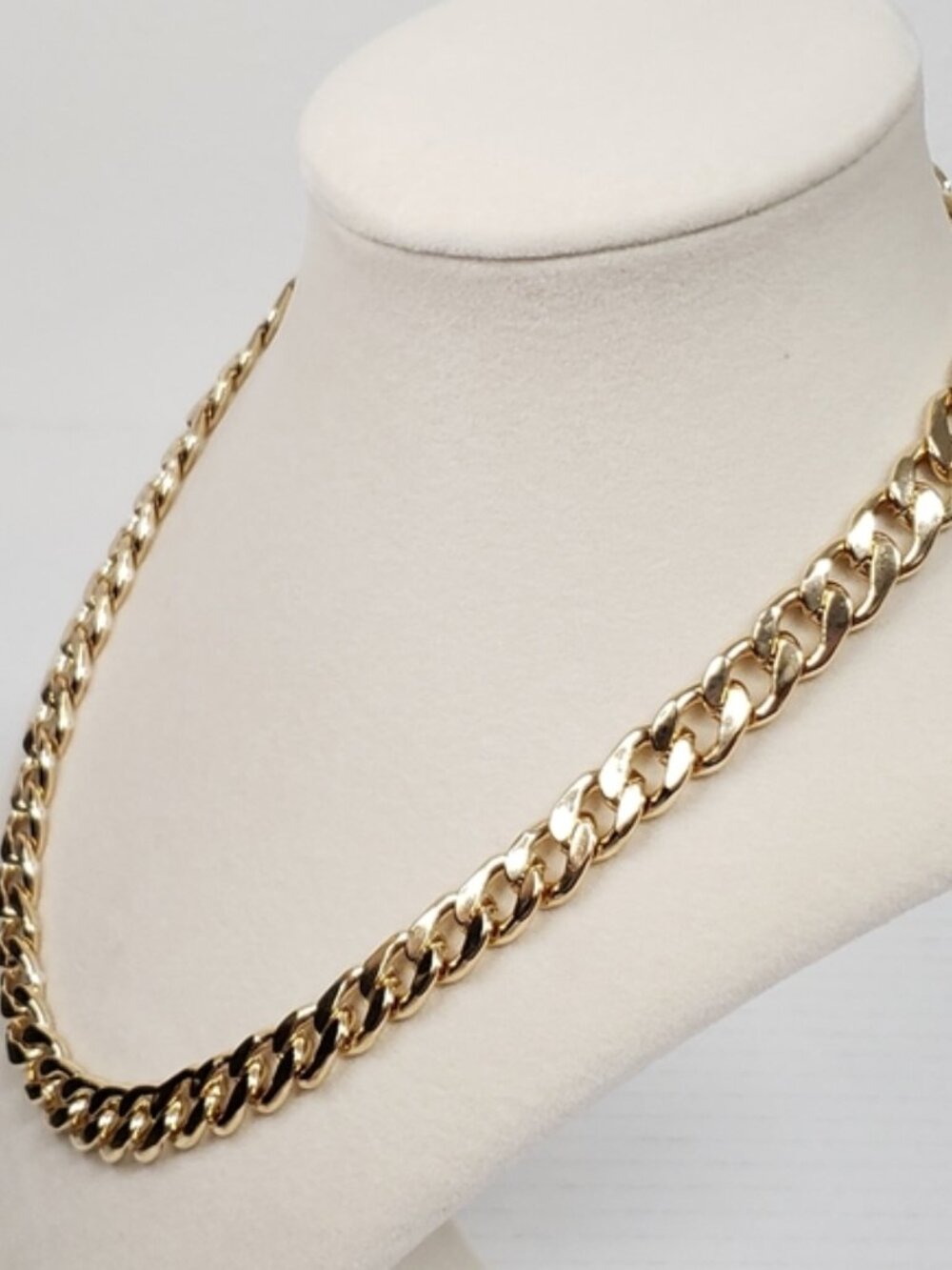 Authentic Louis Vuitton Padlock Gold Pendant with Fashion Cuban Plated Chain - Picture 6 of 12